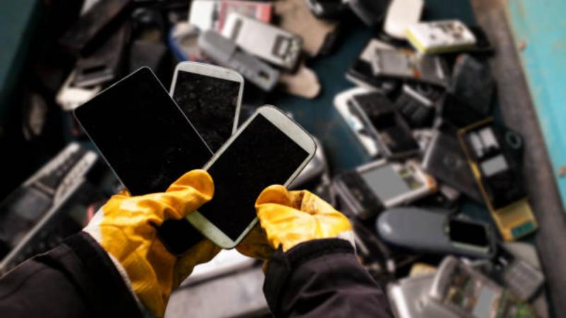 Desvendando a Logística Reversa de Eletrônicos: O Futuro Sustentável da Tecnologia